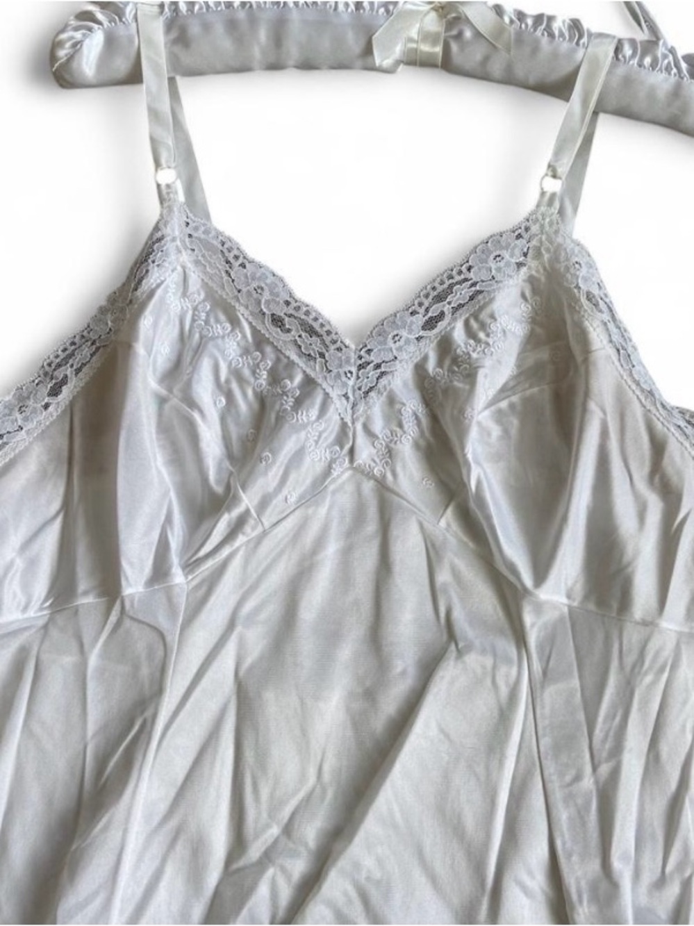 Vintage Sears White Full Slip 40 Average Antron III Nylon Lace Trim Anti-Cling